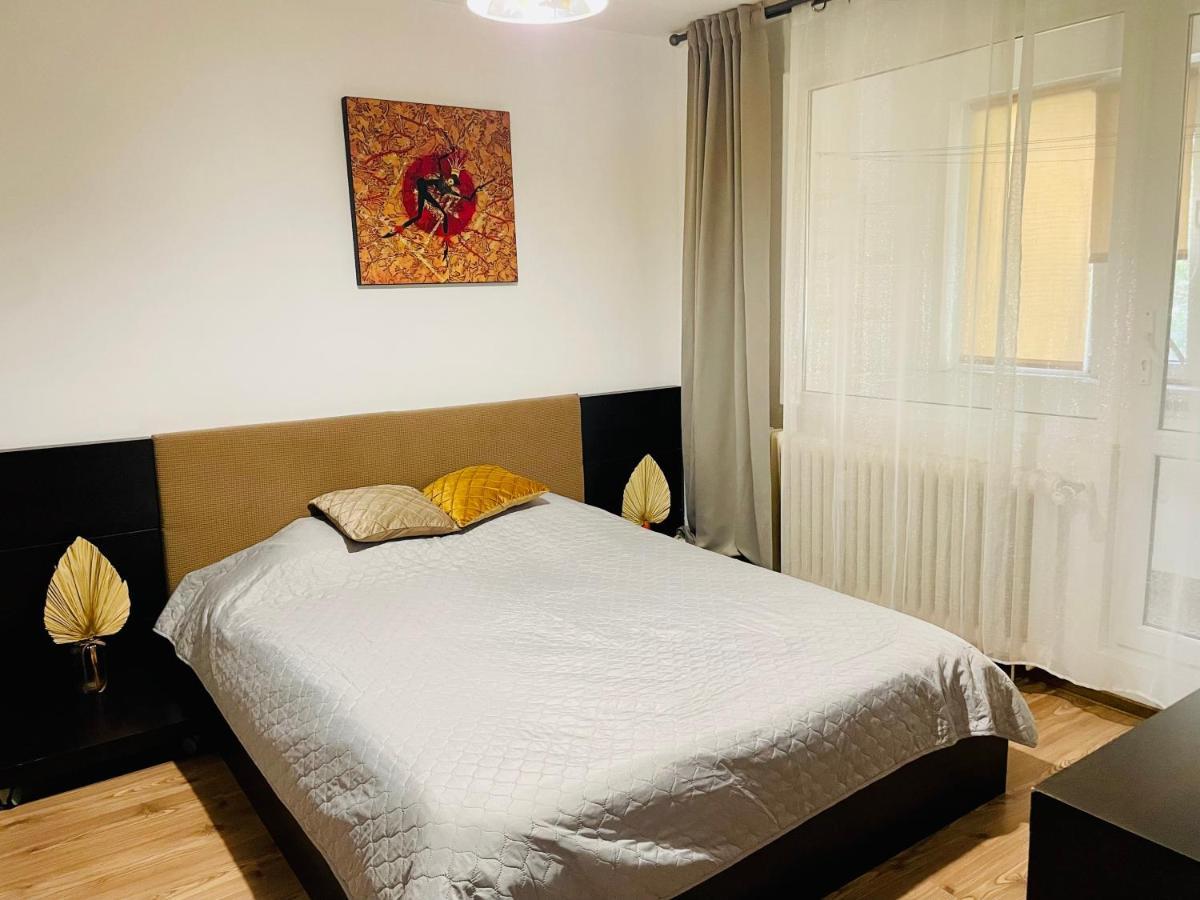 Thias Apartment -Parter, Langa Spitalul Marie Curie Bucureşti Ngoại thất bức ảnh